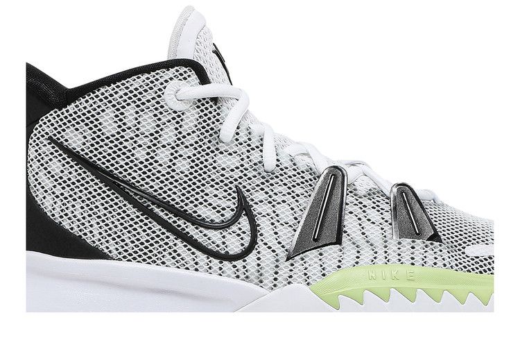 NIKE - ballaholic 7号 ナイキ バスケットボール 7号球 NKオールコート コービー