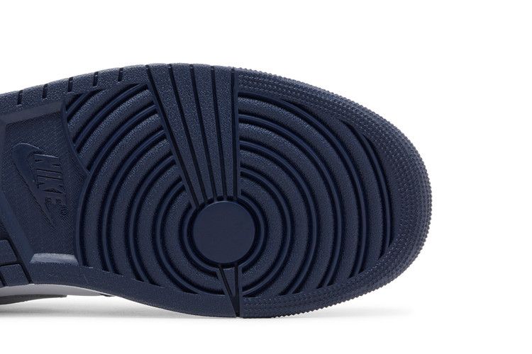 Air Jordan 1 Low Wolf Grey Midnight Navy