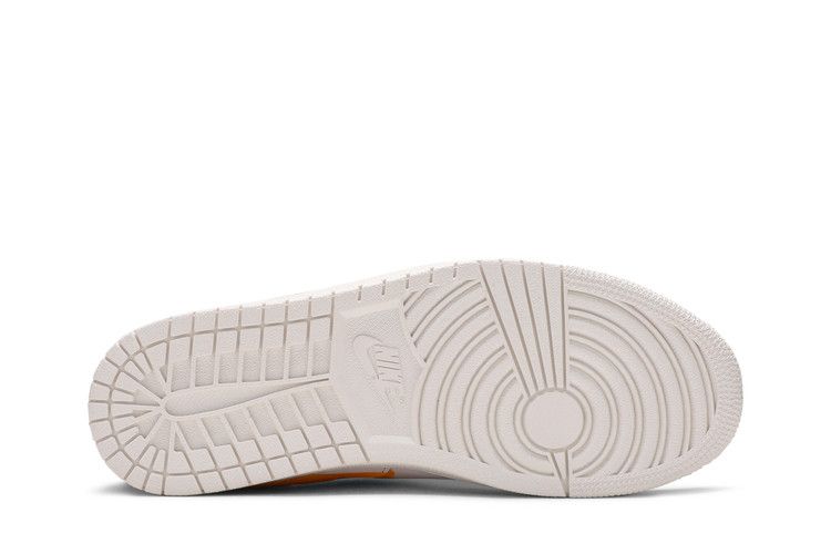 Air Jordan 1 Centre Court University Gold