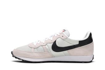 nike challenger og trainers in light grey