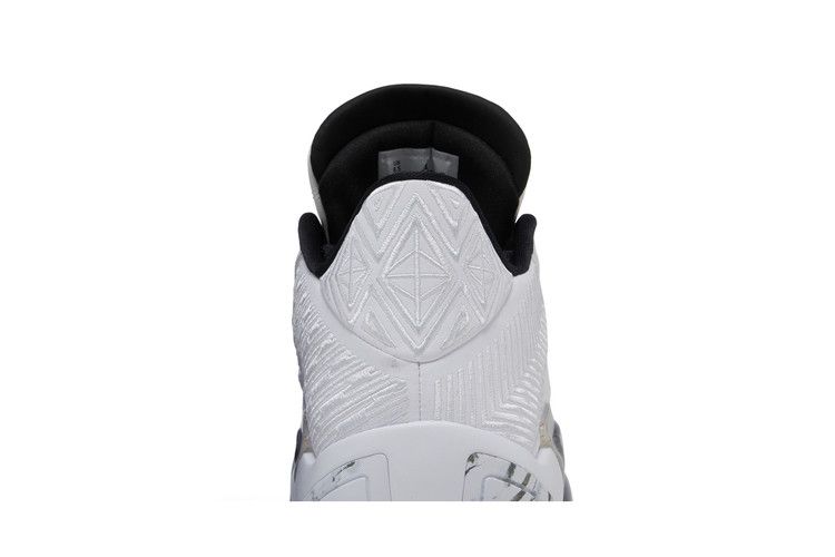 Air Jordan 38 Low Royalty