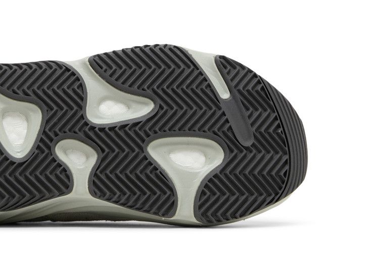 Adidas Yeezy Boost 700 Salt 2024