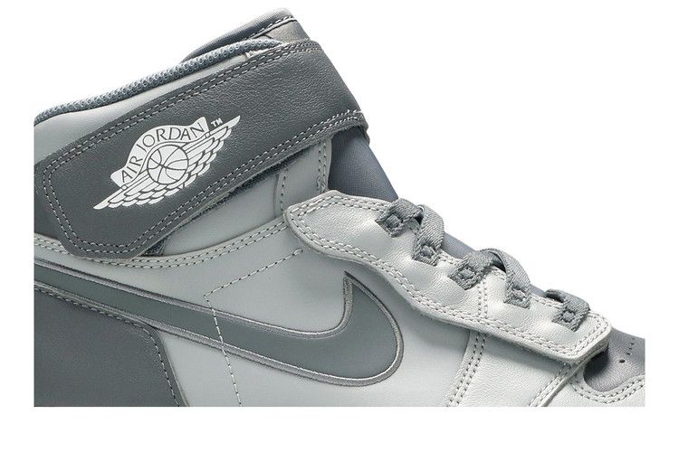 【超美品】★NIKE AIRJORDAN1 HIGH FLYEASEホワイトトゥ Air Jordan 1 Hi FlyEase Men's Shoes. Nike ID