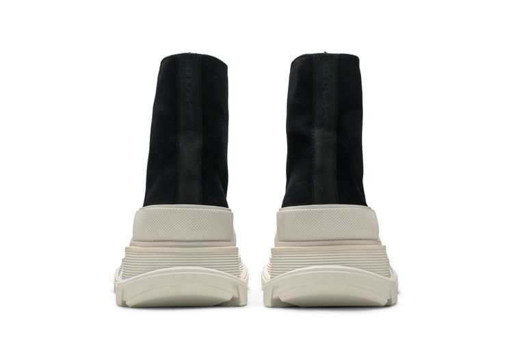 Alexander Mcqueen Tread Slick Boots 'black White'