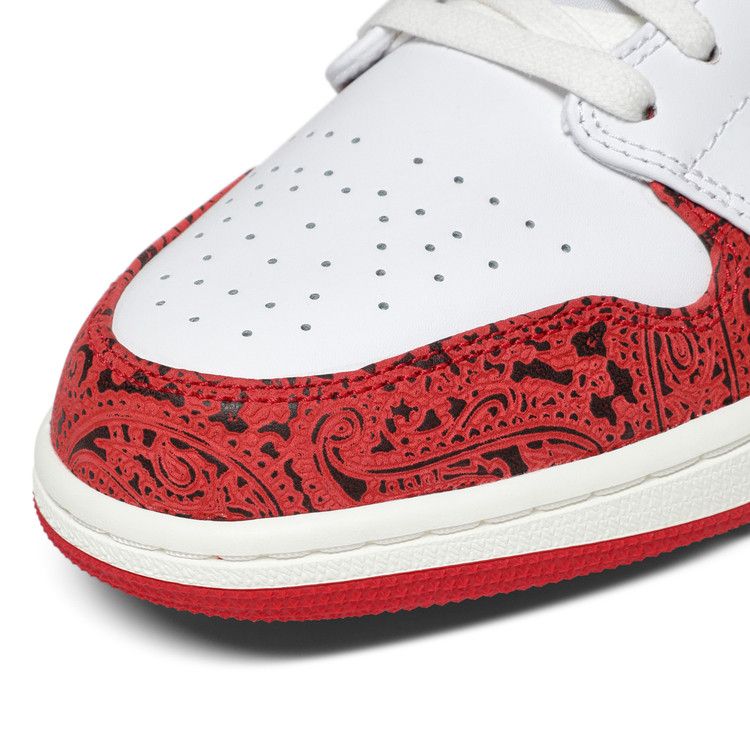 Air Jordan 1 Low SE Spades
