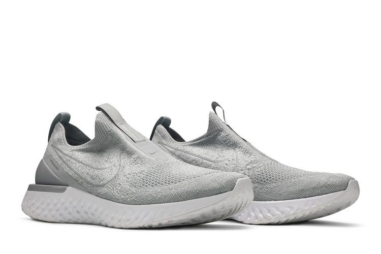 Nike Epic orders Phantom React Flyknit Wolf Grey