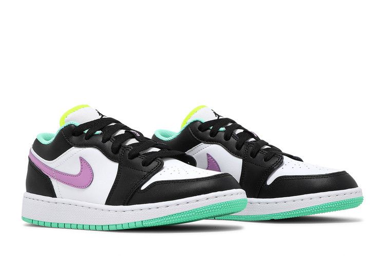 Air Jordan 1 Low Gs White Violet Shock