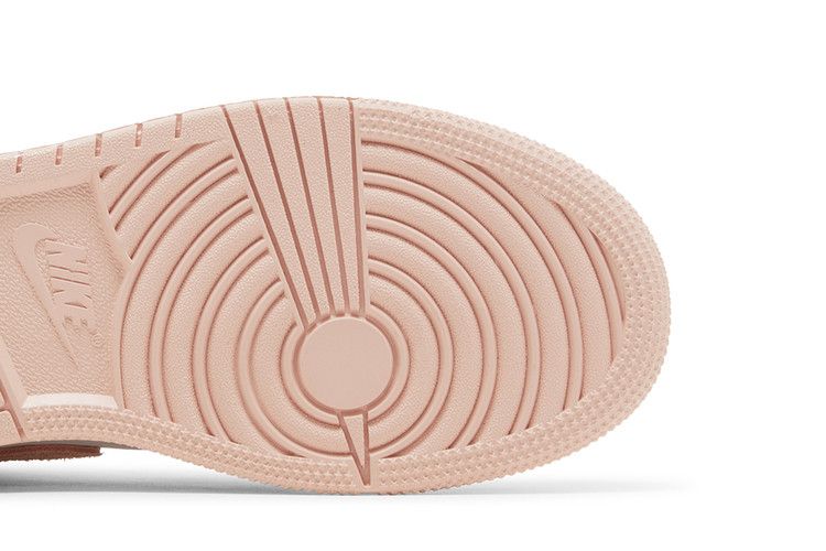Air Jordan 1 Mid SE Gs Legend Pink