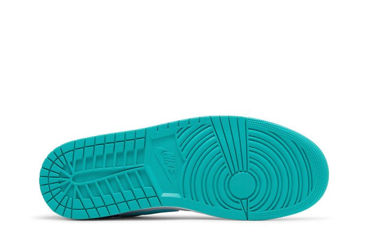 Air Jordan 1 Low Hornets