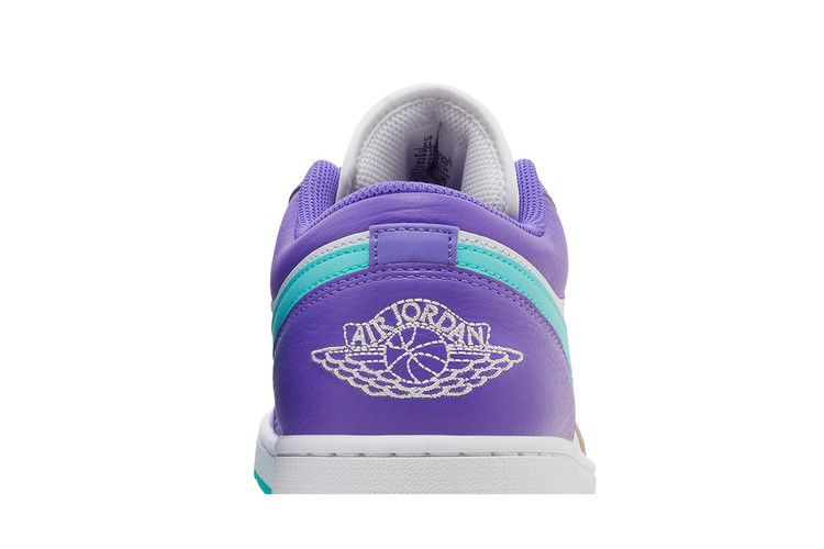 Air Jordan 1 Low Hornets