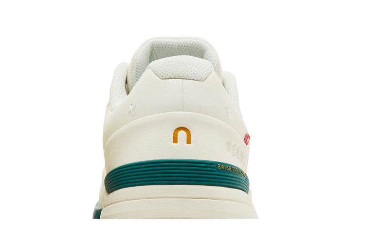 Men's THE ROGER Pro Beams | White | On United States
