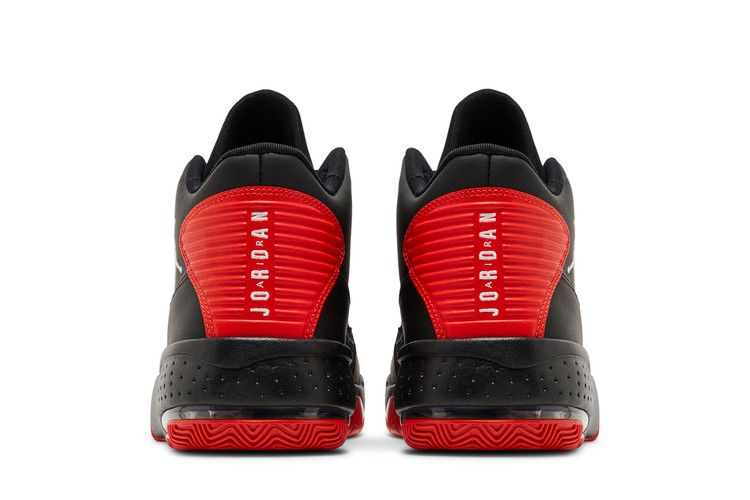 Air Jordan Max Aura 2 Bred