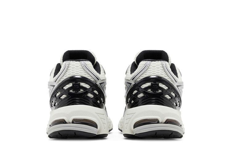 New Balance 1906R Silver Metallic Black (GS) — foto 7