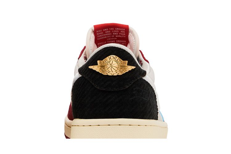 Trophy Room X Air Jordan 1 RETRO Low OG Sp Rookie Card - Home