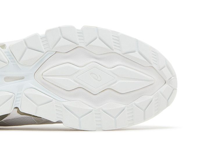 Asics Gel Quantum 360 7 Triple White