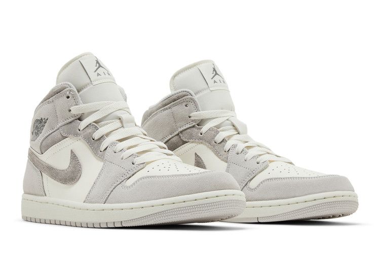 Air Jordan 1 Mid SE Neutral Grey Sail