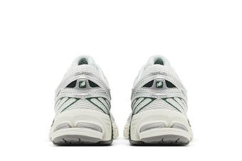 Buy New Balance 860v2 'Northern Lights Pack - Mallard Green