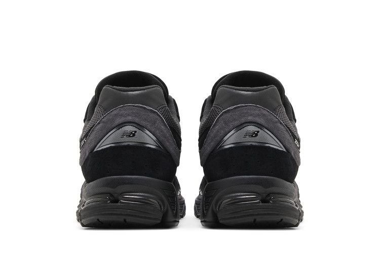 Buy 2002R 'Black Magnet' - M2002RBL | GOAT