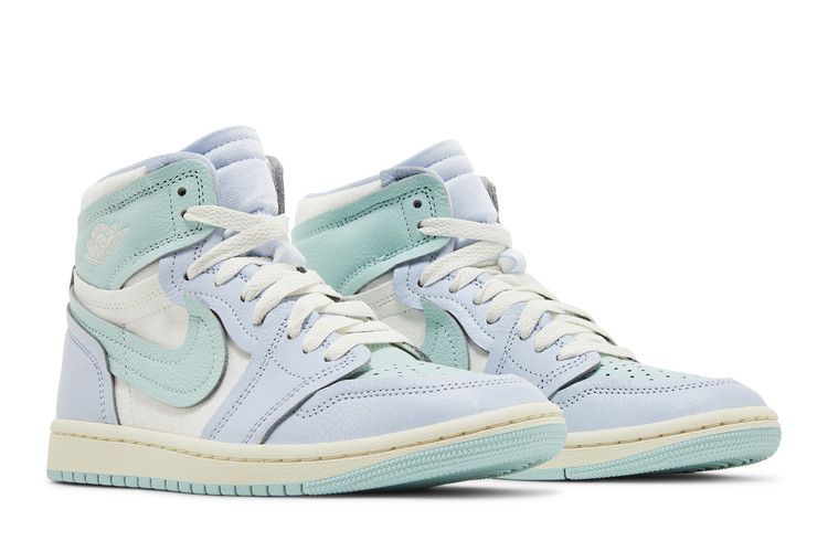 Wmns Air Jordan 1 High Method Of Make 'hydrogen Blue Light Dew'