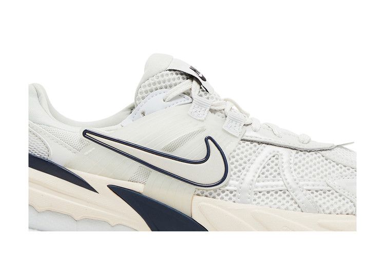 Buy Nike Wmns V2K Run 'Platinum Tint Guava Ice' - FD0736 004 | GOAT