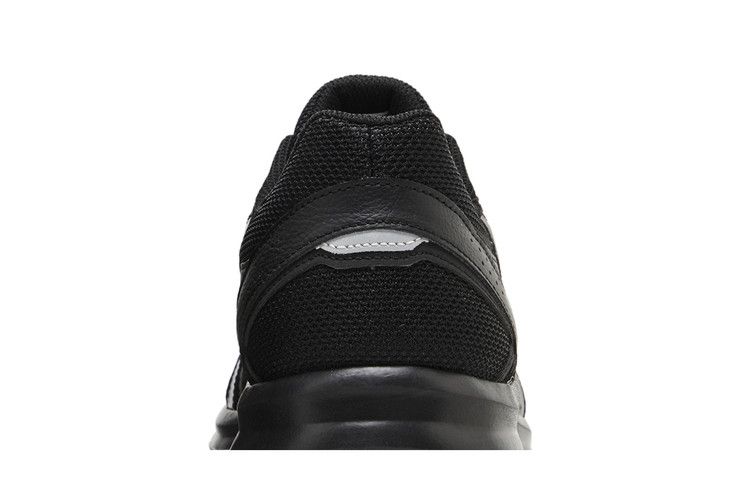 Asics Jog 100S Triple Black