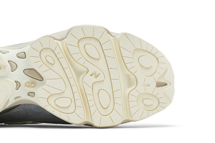 Buy Kith x 1000 'Quarry' - M1000KQ | GOAT