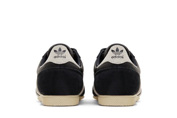 adidas Japan Core Black Cloud White (Women's) — foto 7