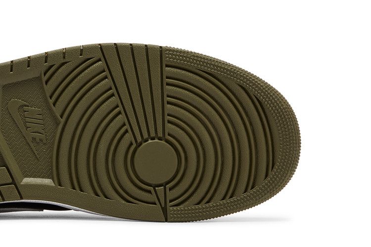 Air Jordan 1 Mid Medium Olive