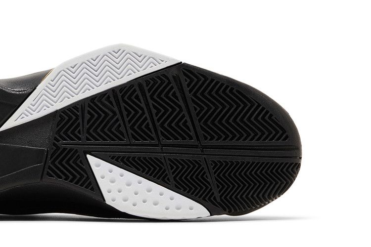 Jordan True Flight Black Metallic Gold Speckled
