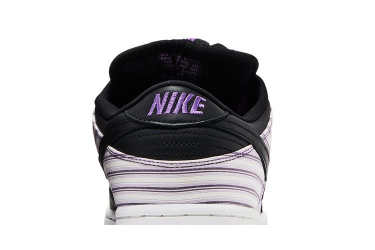 スーツ Nike SB Avenger Purple Suits Size 9.5 - Nike SB Dunk Low Pro PL Purple Avenger 2005 | eBay