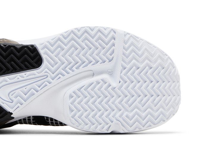 Nike LeBron Witness 7 White Black Metallic Silver Men's