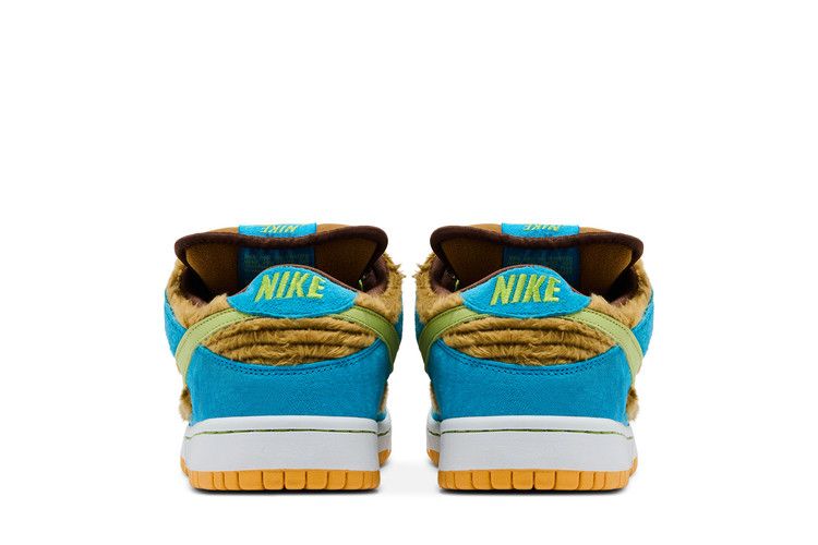 Nike sb dunk baby bear best sale