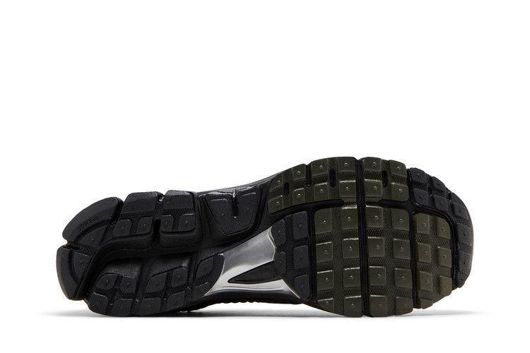 Nike Zoom Vomero 5 Black Sequoia — foto 5