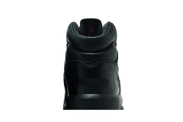 Supreme × Timberland Field Boot \"Black\" Supreme Timberland Field Boot (FW24) - $218