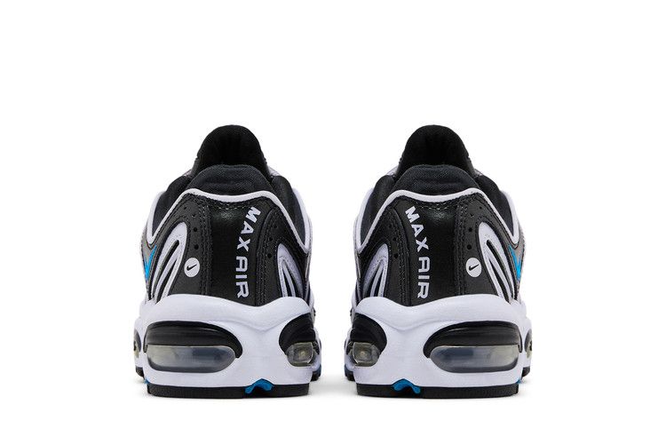 nike air max tailwind outfit