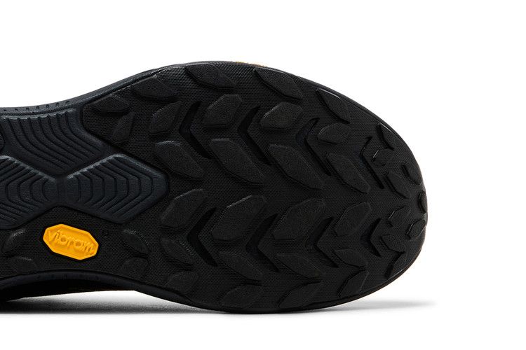 Hoka Transport Triple Black