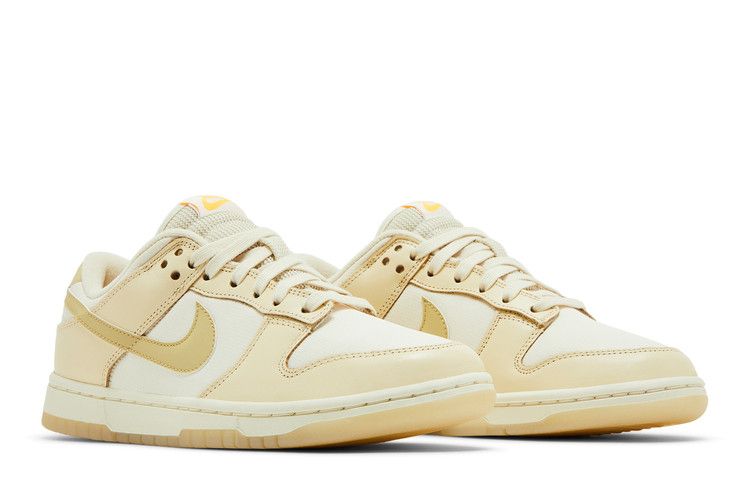 Wmns Dunk Low 'muslin Team Gold'