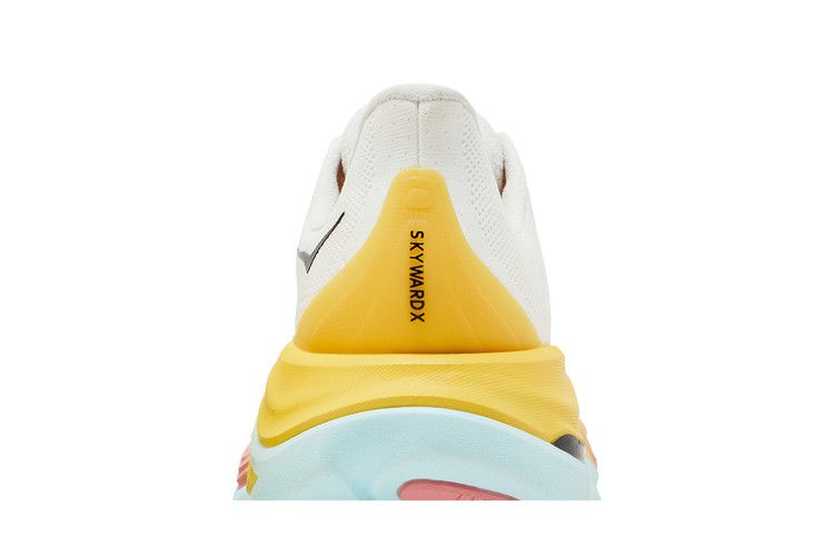 Hoka Wmns Skyward X 'blanc De Blanc Swim Day'