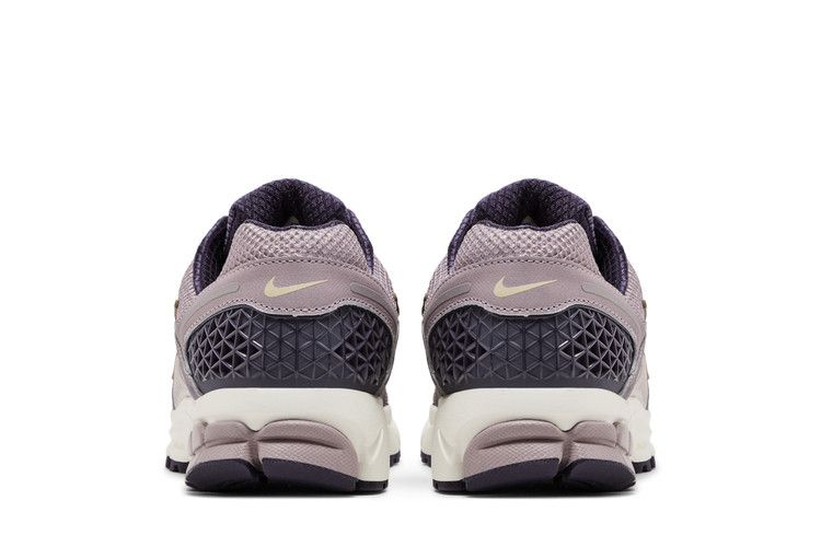 Air Zoom Vomero 5 'platinum Violet Gold'