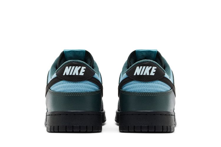 Nike ダークグリーン スタジャン 1972 Nike スタジャン ダークグリーン - メルカリ