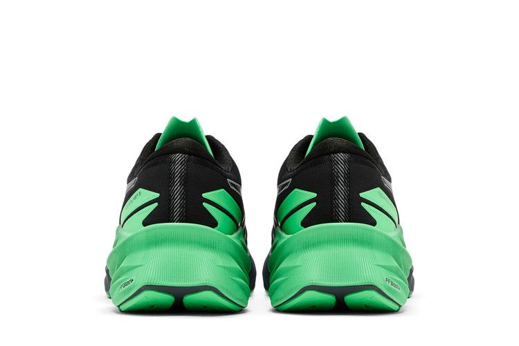 Asics Novablast 3 Lite-Show Black New Leaf