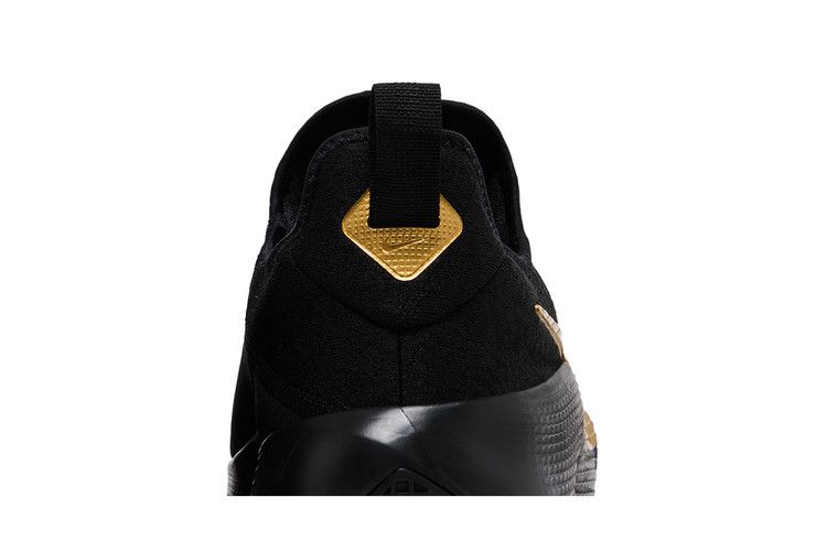 Lebron Tr 1 'black Metallic Gold'