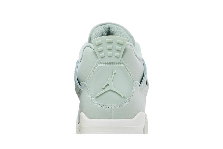 Wmns Air Jordan 4 RETRO 'abundance / Seafoam'