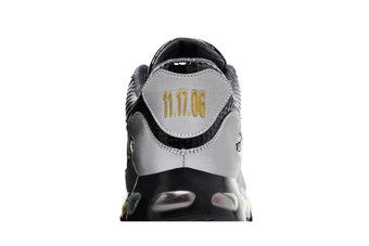 playstation air maxes