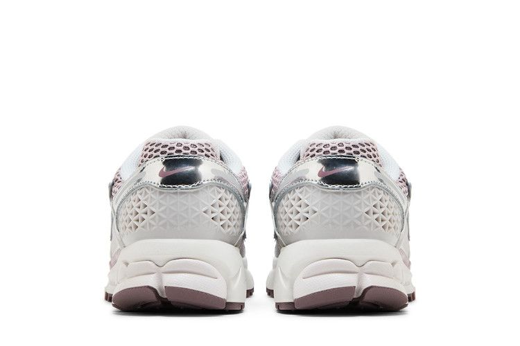 Nike Zoom Vomero 5 Metallic Silver Platinum Violet (Women's) — foto 7