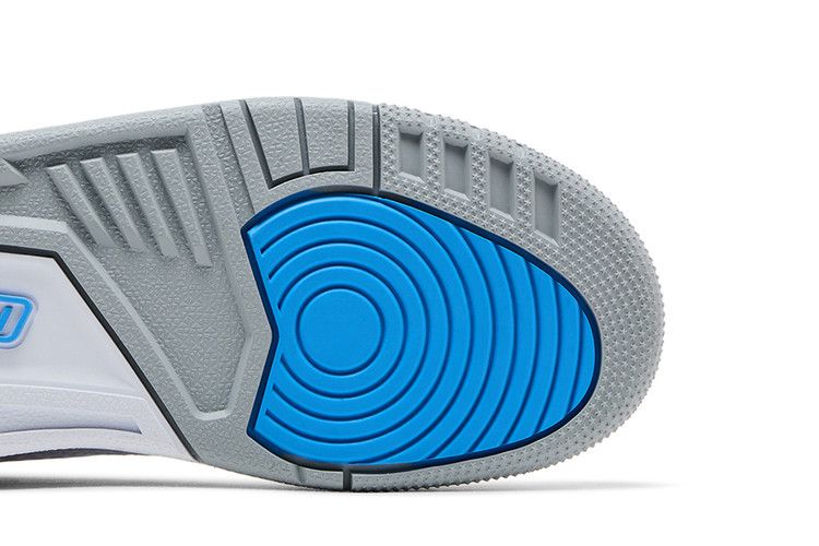 Air Jordan Spizike Low Unc