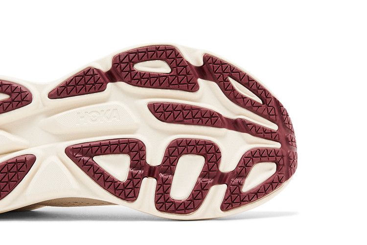 Hoka Bondi 8 'oat Milk Alabaster'