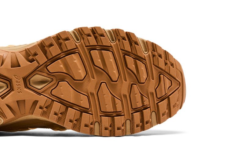 A.P.C. X Asics Gel Sonoma 15-50 Dune