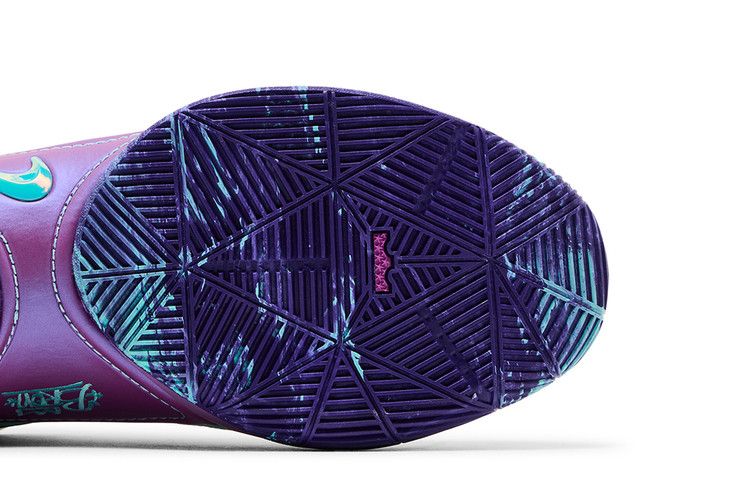 Nike LeBron 22 Frozen Grapes — foto 6