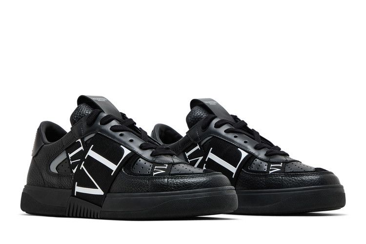 Buy Valentino VL7N Low 'Black' 2022 - 2Y2S0C58 WRQ 0NO | GOAT